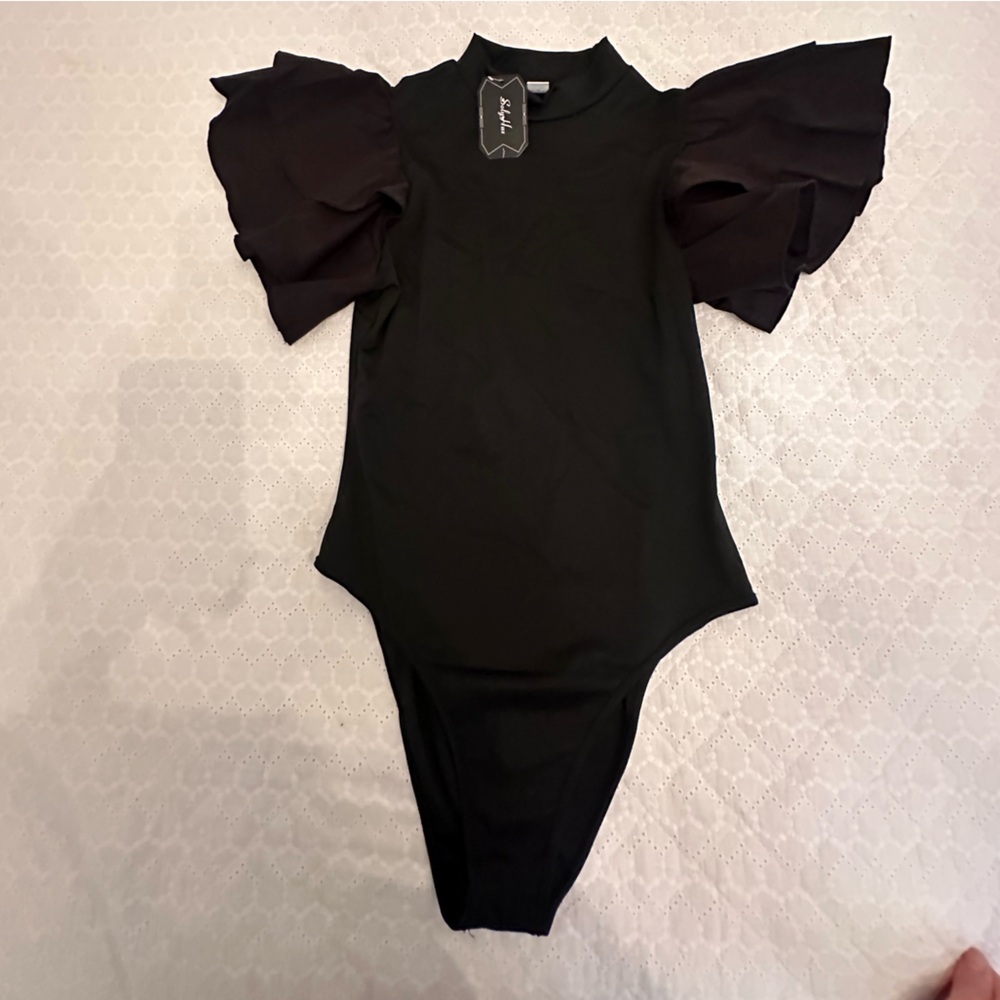Black puff sleeve bodysuit new with tags